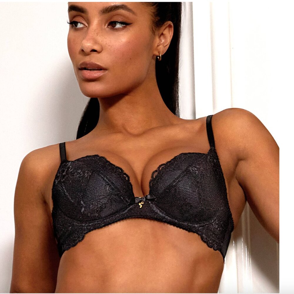Gossard Superboost Lace Push-Up Bra – Black – 34DD (Worn Once) 🖤✨